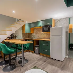 Full Equipment Designed In The Heart Of For 4 People Apartamento